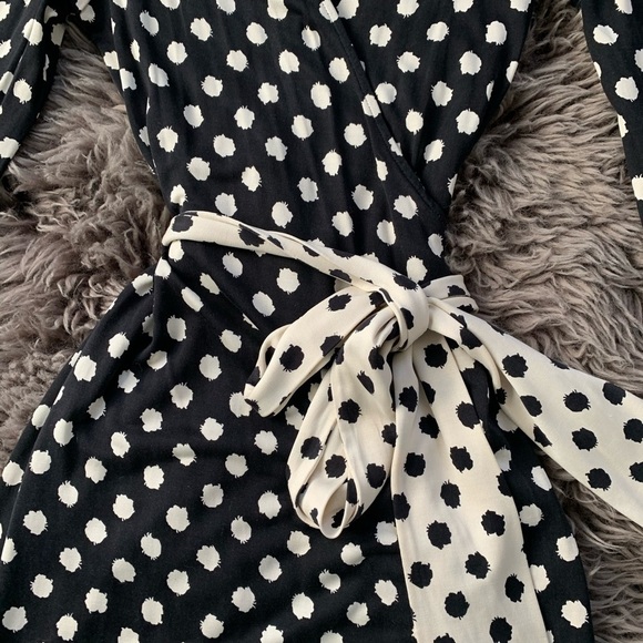 Diane Von Furstenberg Julian Wrap Dress - Picture 7 of 10